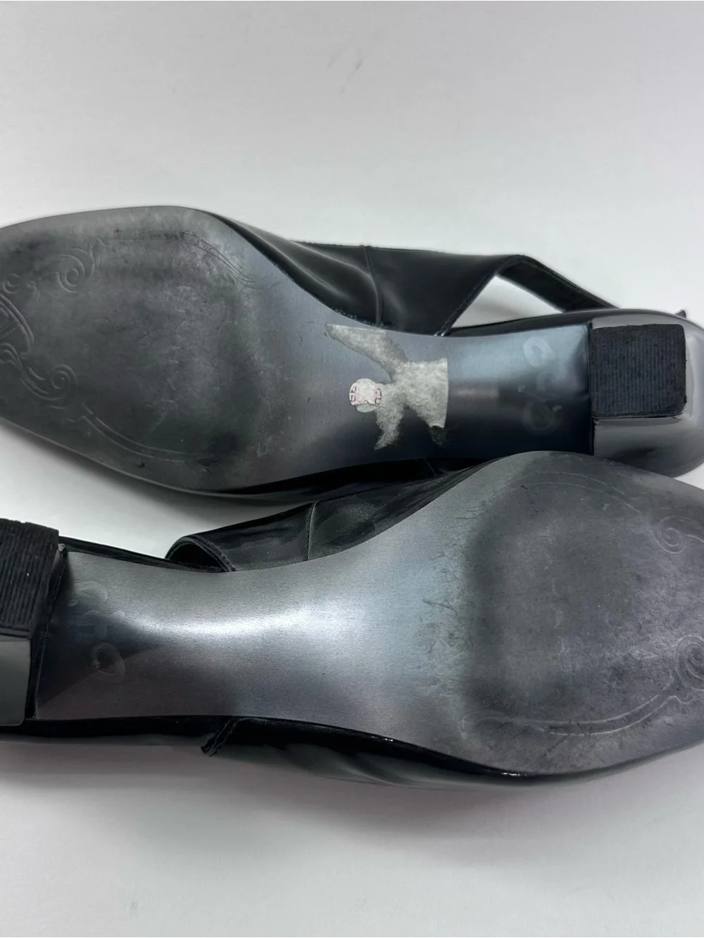 Tahari slingback pumps
